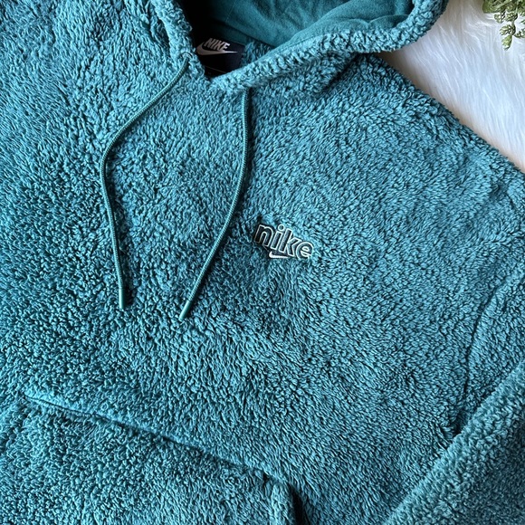 Nike Sportswear DK Atomic Women Sweatshirt M Teal Hoodie Teddy Sherpa Pullover - Picture 3 of 5